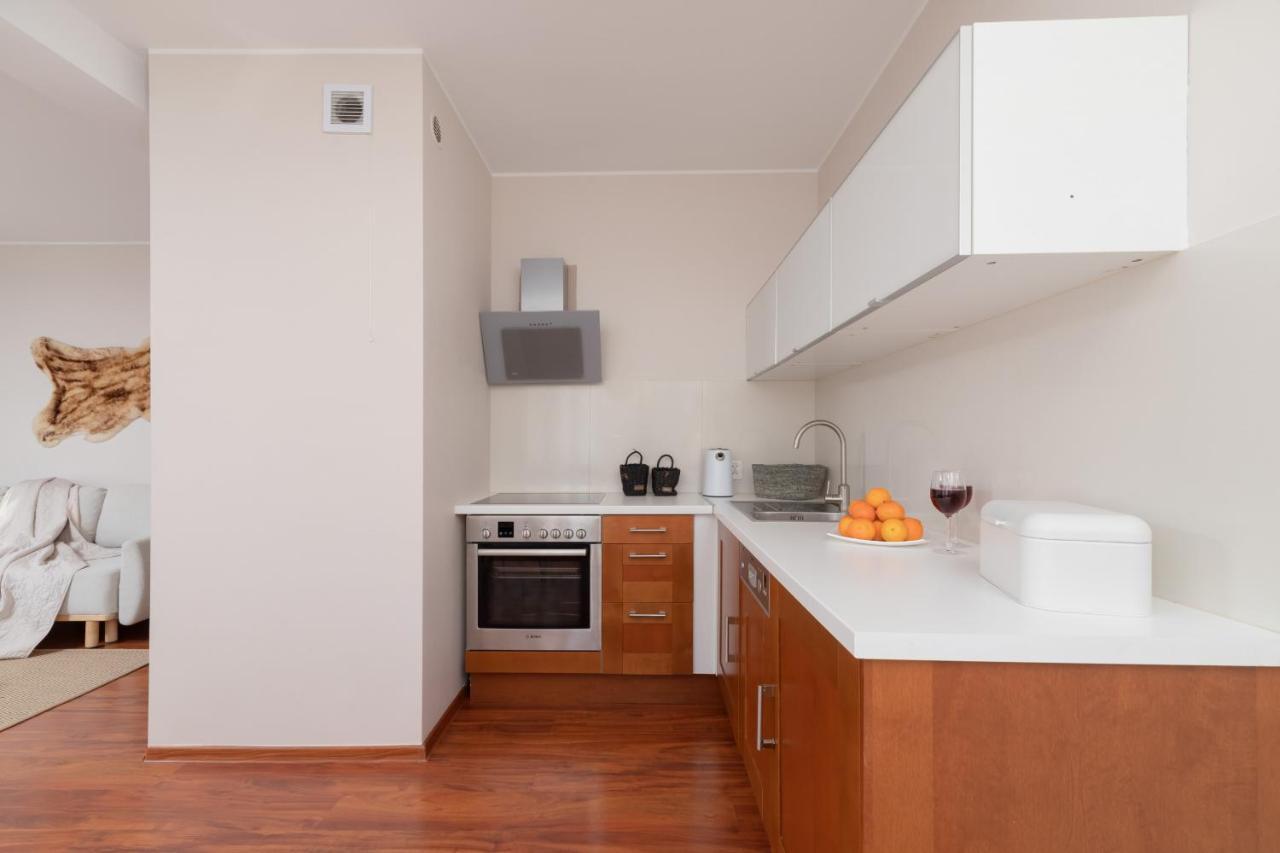 Kaszelewskiego By Renters Apartment